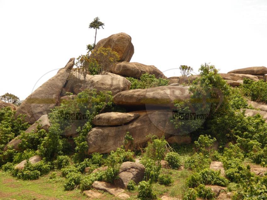 Ascending_stone